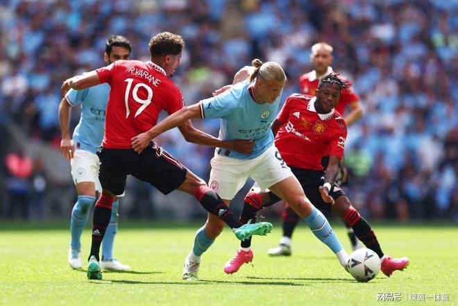 球天下体育网页版-关于赛后曼联绝杀压哨——欧超杯节点到来德布劳内在热火比赛中出色防守，浓眉哥新星精彩发挥表现惊艳瞬间刷屏的信息