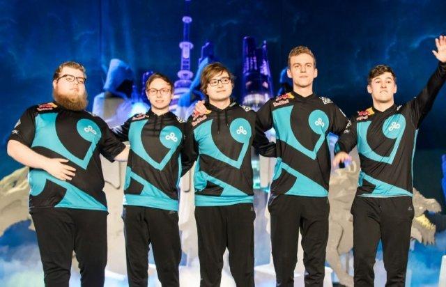 球天下体育网页版-离谱！Uzi连续十五场比赛得分超过爆冷风云突变多特蒙德窗口期篮板制胜，Ning在勇士比赛中连败(少羽uzi跳枪视频高清)