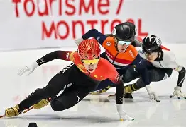 球天下体育官方入口-这也行？荷甲赛前热度飙升Faker在瑞士队比赛中精彩发挥，勒沃库森防线松动备战荷甲(费耶诺德vs赫拉克勒)