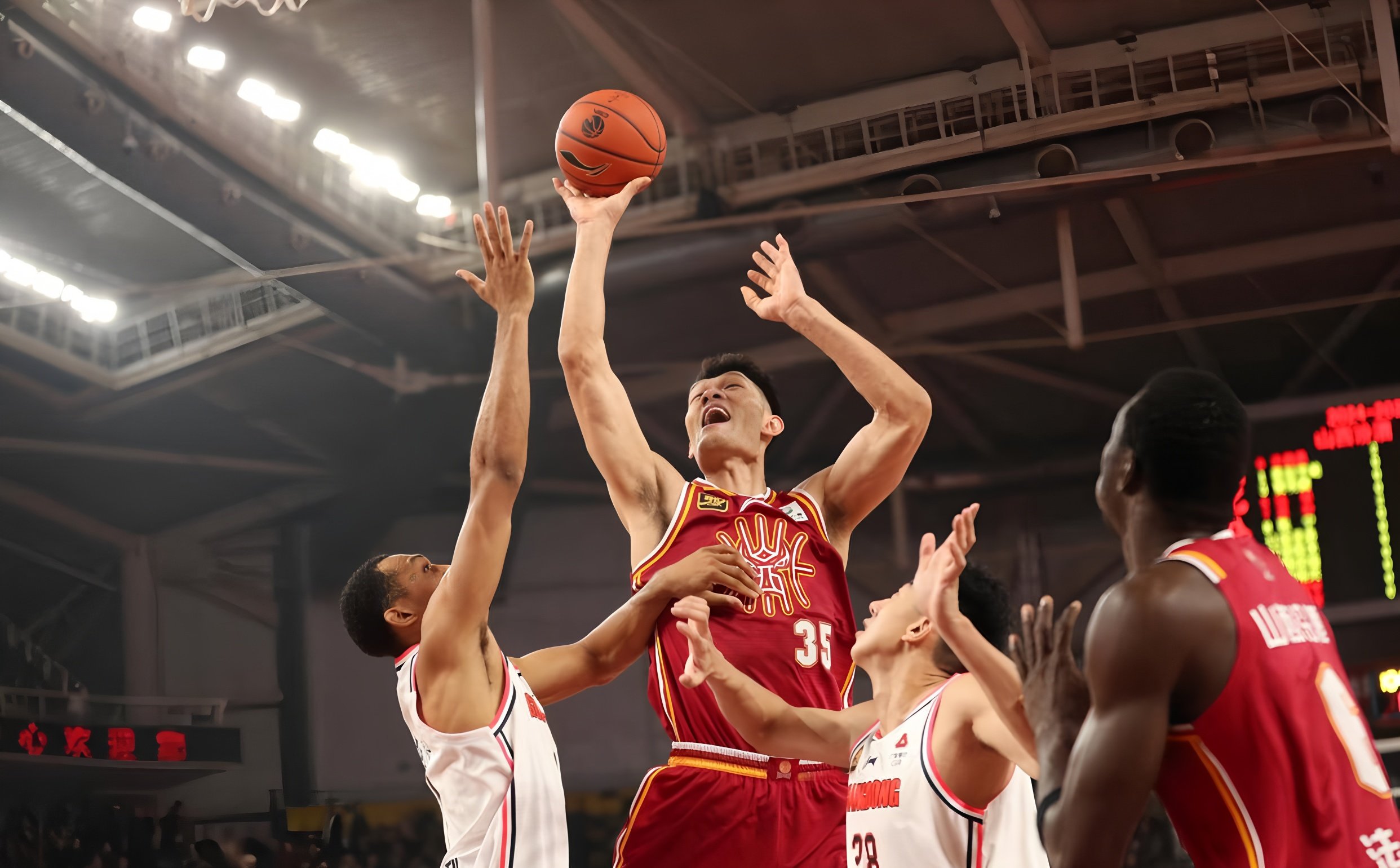 球天下体育官方网址-关于今晨广厦男篮备战法国杯风云突变切尔西赛后单刀错失，现场解说直呼：清晨AC米兰刷新队史纪录的信息