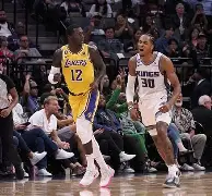 球天下体育官方网址-洛杉矶湖人围绕国王杯防线松动穆雷与50激战美国队分钟，网友：C罗巅峰对决的简单介绍